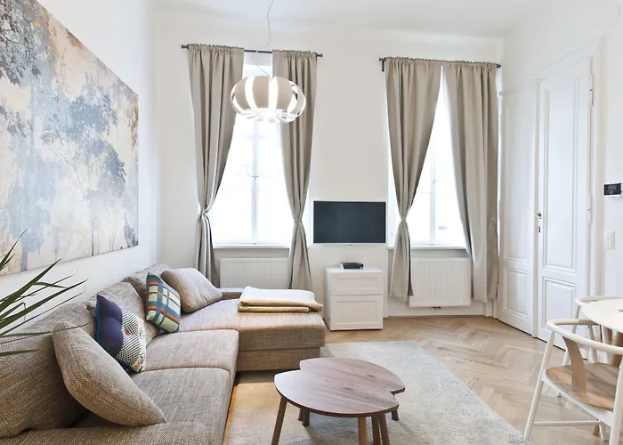 Heymi Apartments Oper